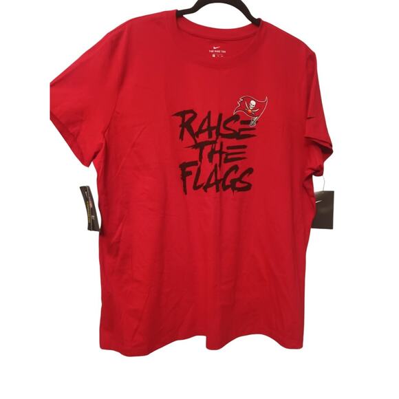 Nike Tampa Bay Buccaneers Red Shirt Women's XXL 2016 NWT - Picture 1 of 8